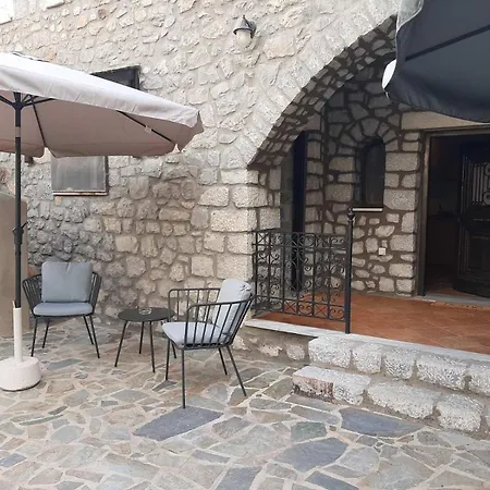 Apartment Laas Manor *