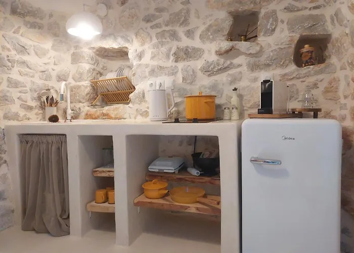 Laas Manor Apartment Areopoli