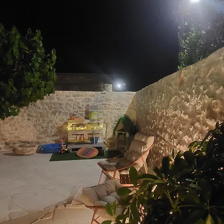 Laas Manor Areopoli