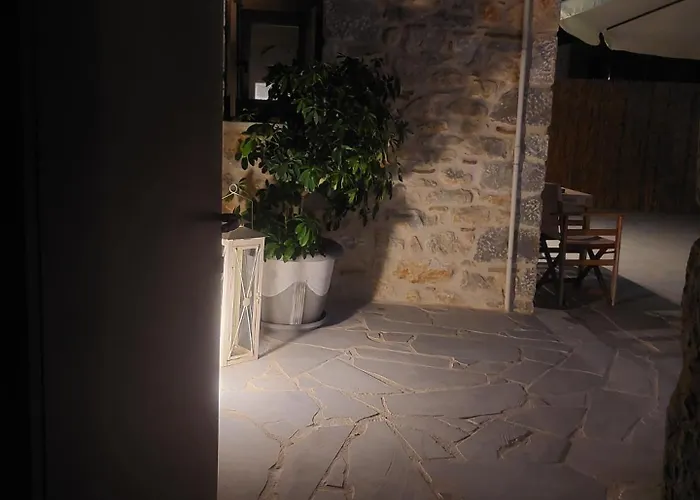 Laas Manor Apartment Areopoli